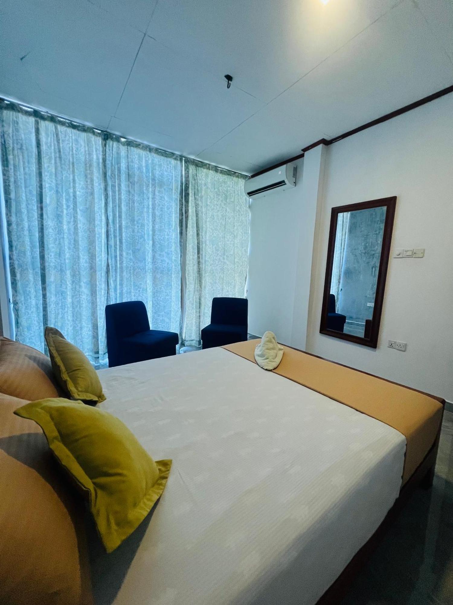 Zen Zone Hotel Weligama Exterior foto